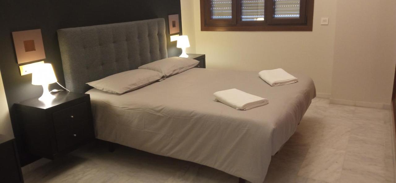 Fibes Lux Este. Apartament Sewilla