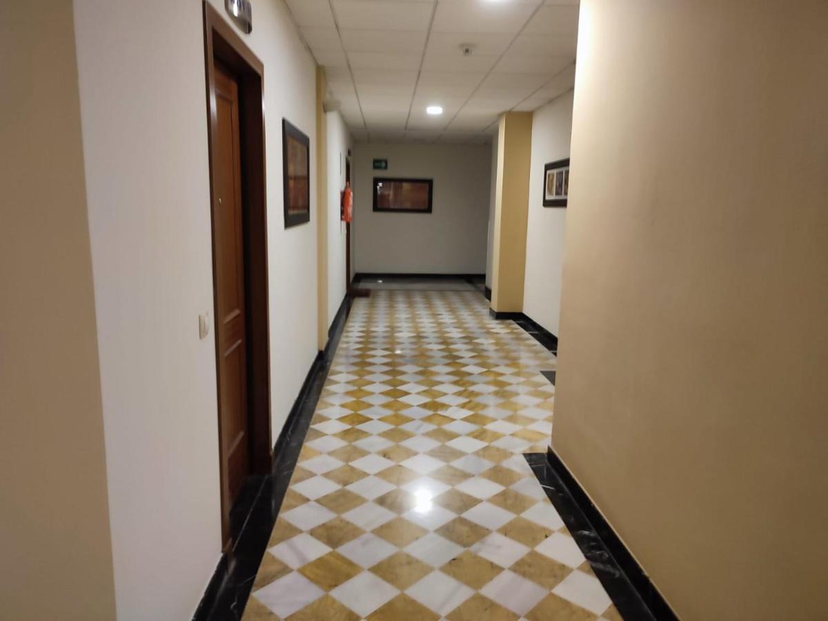 Fibes Lux Este. Apartament Sewilla