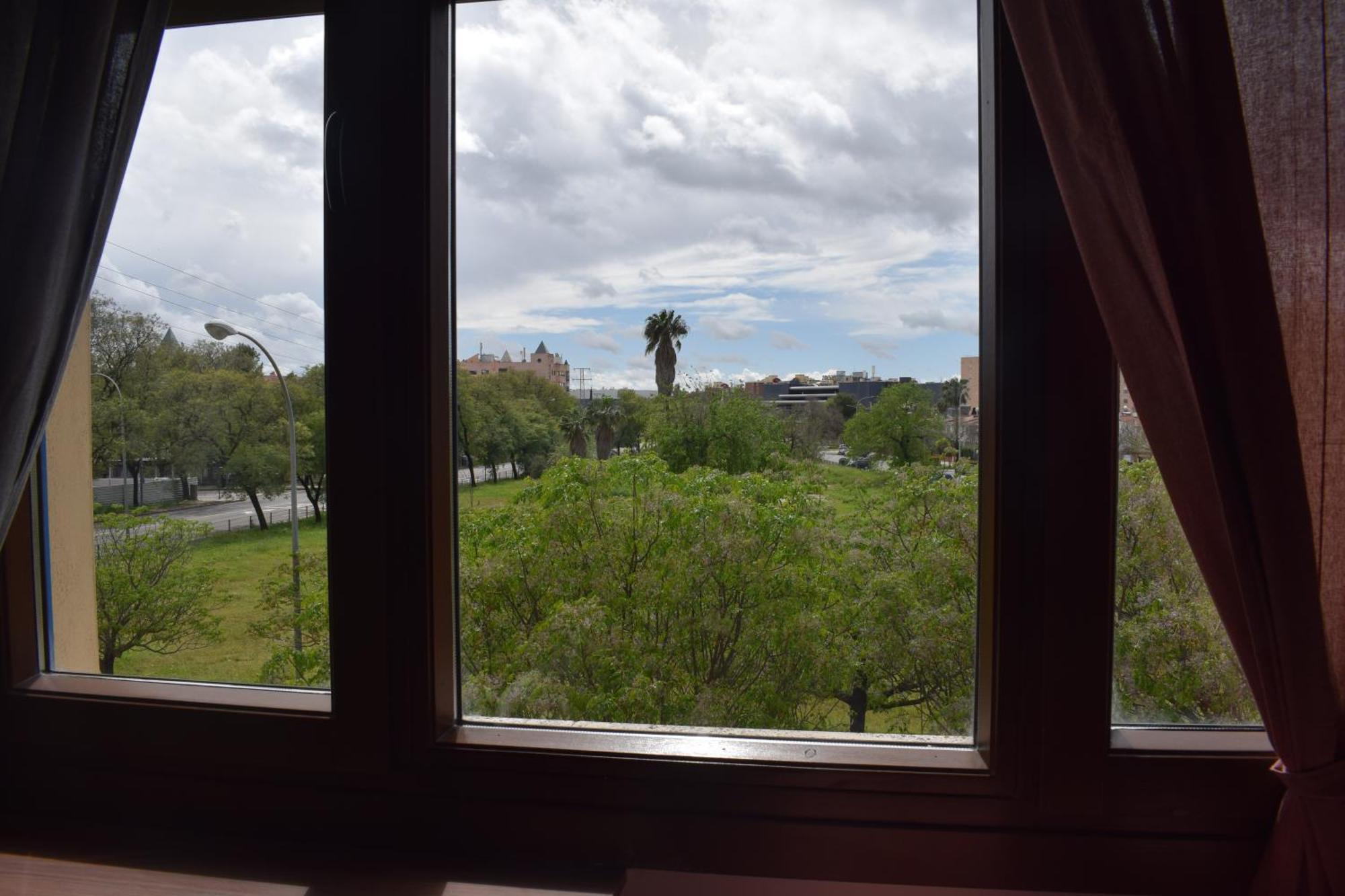 Fibes Lux Este. Apartamento *